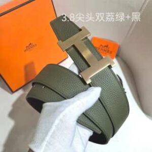 998432