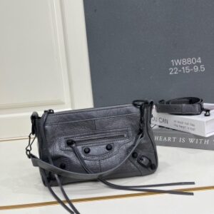 988647